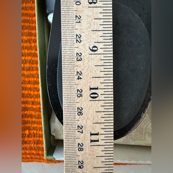 Gucci Sandals - Picture 8 of 9